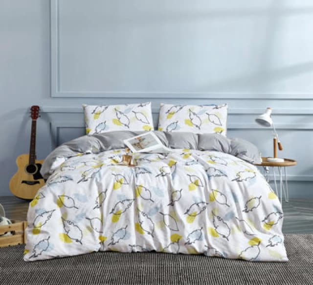 Ezysleep Ezysleep Willow Floral Printed Duvet Set Size: Double Multi Double Unisex 0721545336354