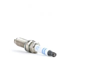 Bosch Spark Plug RENAULT,NISSAN,TOYOTA 0 242 140 536 PE0118110,PE0118110A,224011TT1C 9091901256