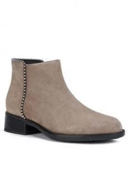 Geox Resia P Suede Ankle Boot - Beige