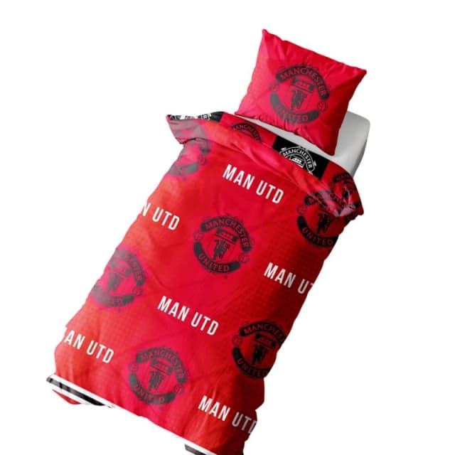Manchester United FC Honour Reversible Duvet Set in Red Size: Double Red Unisex Double