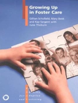 Growing up in Foster Care by Et Al Paperback