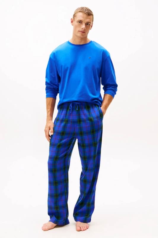 Tommy Hilfiger Mens Original LS Flannel Slippers Set Boxed - Blue Size: Medium Blue Male M