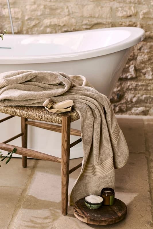 Christy CHRISTY 'Supreme Hygro' Luxury 100% Supima Cotton Pile Towels in Light Brown Size: Guest Towel Light Brown Guest Towel Unisex 5012448880897