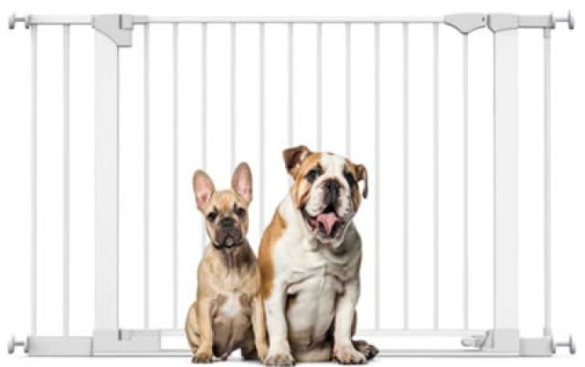 Bettacare Safestep Dog Gate, White, 117Cm - 124Cm, Extra Low Walkthough, 81Cm Extra Wide Doorway, Extra Wide Pet Gate