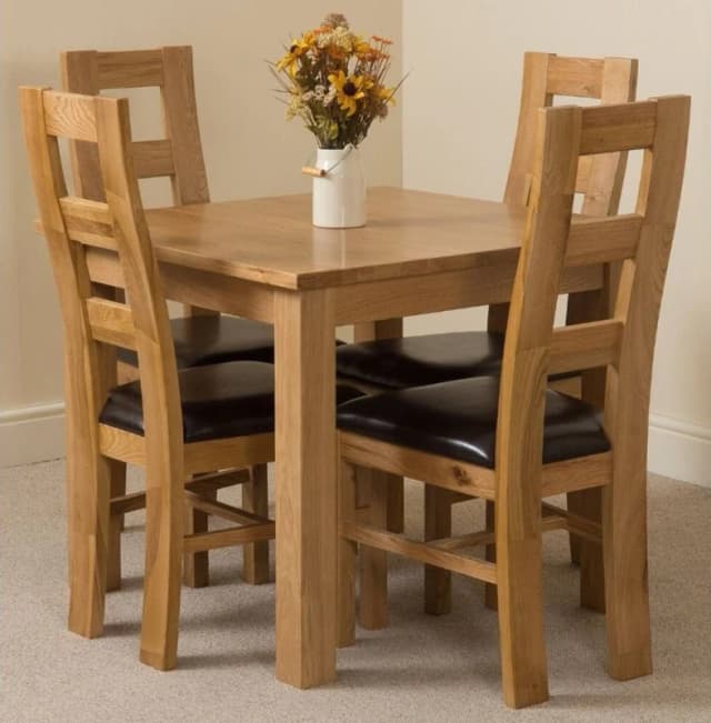 Thats Furniture Oslo 90 x 90cm Oak Small Dining Table & 4 Yale Oak Chairs in Brown Brown Unisex 90 x 90 cm
