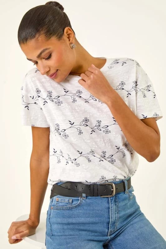 Roman Womens Floral Puff Print T-Shirt in Ivory Size: 20 Ivory Female 20