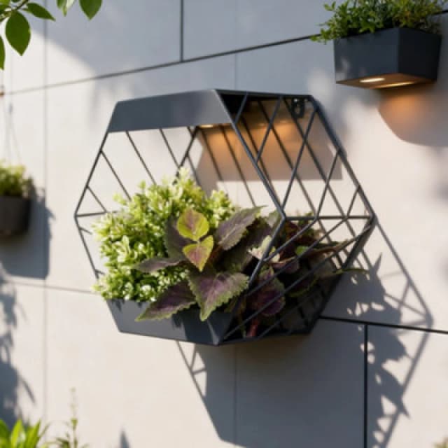 Gardenwize Solar Hex Wall Planter Metal Hanging Planter With Warm White Solar LED Wall Light Black Hex Frame