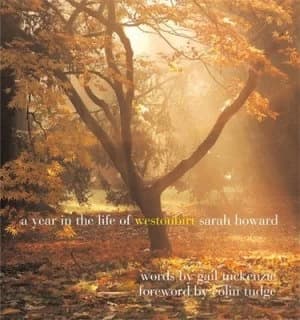 A Year in the Life of Westonbirt by Sarah Howard Hardback