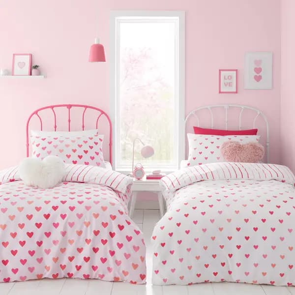 Set of 2 Hearts and Stripes Reversible Duvet Cover and Pillowcase Sets MultiColoured