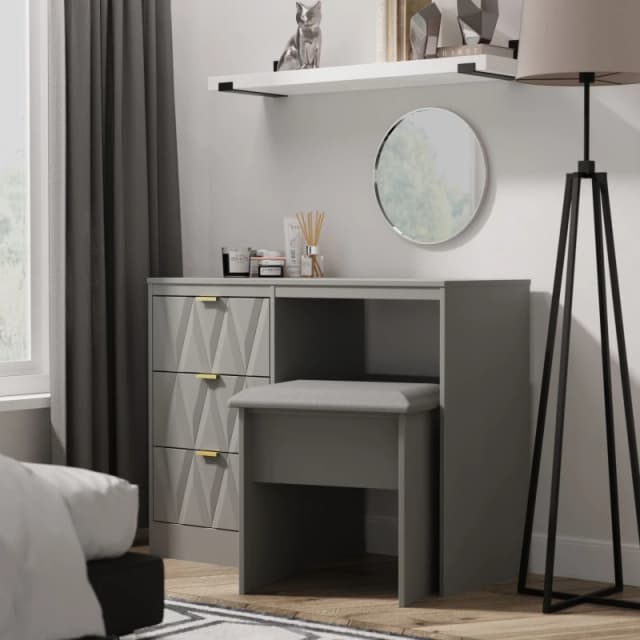 Fiji Ready Assembled White & Oak 4 Drawer Wide Bed Box (H)594mm (W)1145mm (D)395mm