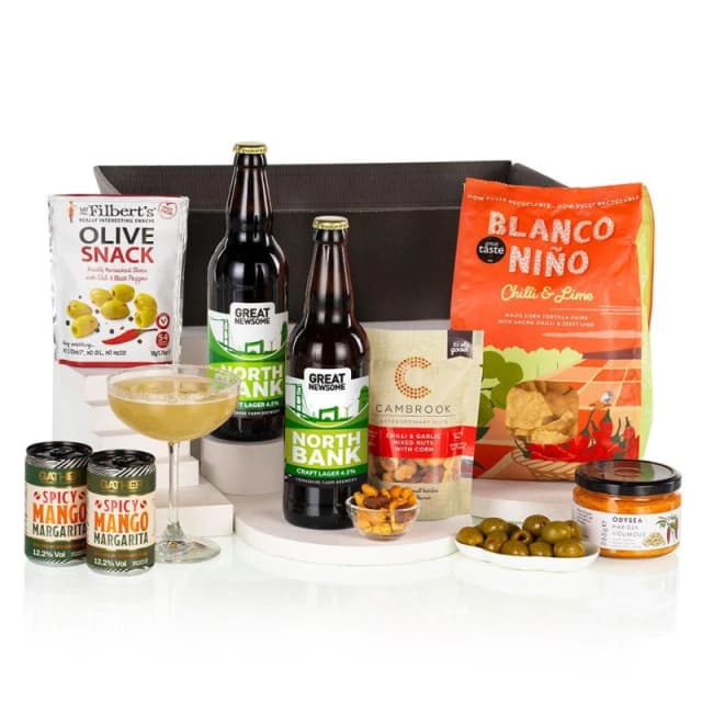 Virginia Hayward Virgina Hayward A Little Bit of Spice Multi unisex Small