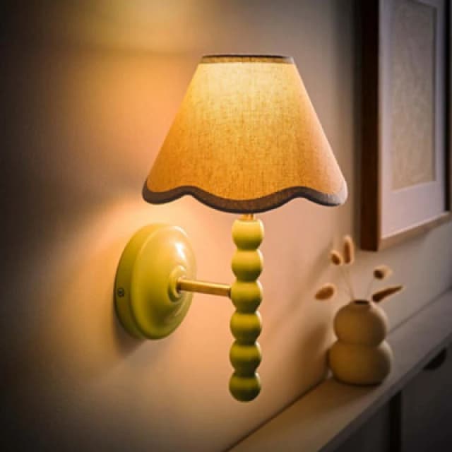 Valuelights Bobbin Green Wall Light With Blue Trim Scallop Shade And Bulb