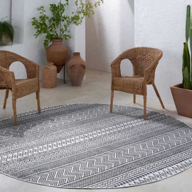 Livabliss Round In- & Outdoor Geometric Black Mimi Area Rug 160 X 160 Cm - Easy To Clean, Perfect For Balcony, Kitchen Or Dining Room