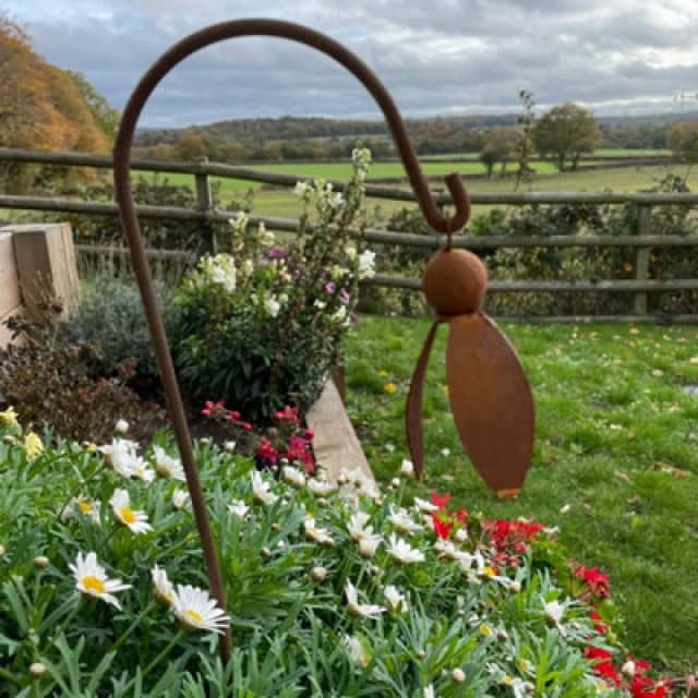 Poppy Forge Hanging Snowdrop Garden Art (Pack Of 3) - Bare Metal/ready To Rust - Steel - W100 X H6 Cm