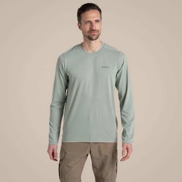 Craghoppers Craghoppers Men NosiLife Abel Insect-Repellent Stretch Long Sleeved T-Shirt in Green Size: Medium Green M Male 5063260001076