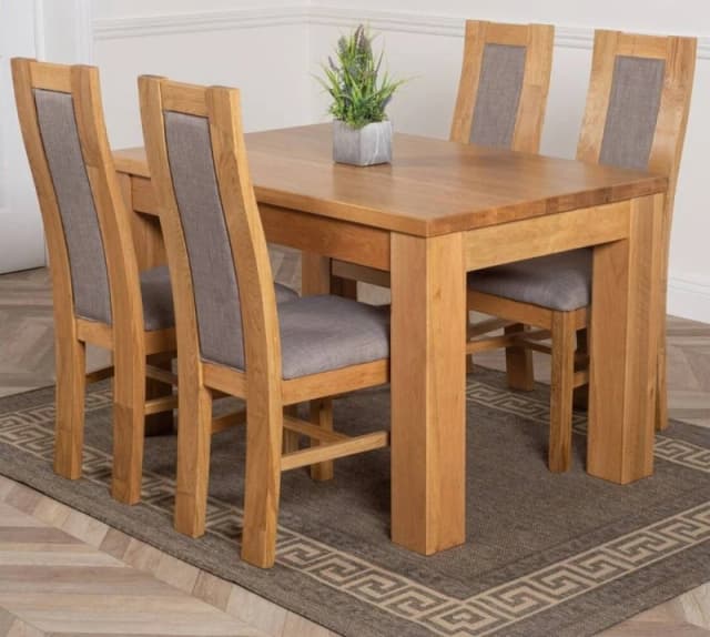 Thats Furniture Dakot 127 x 82cm Oak Small Dining Table & 4 Stanford Chairs in Brown Size: 127 x 82cm Brown Unisex 127 x 82 cm