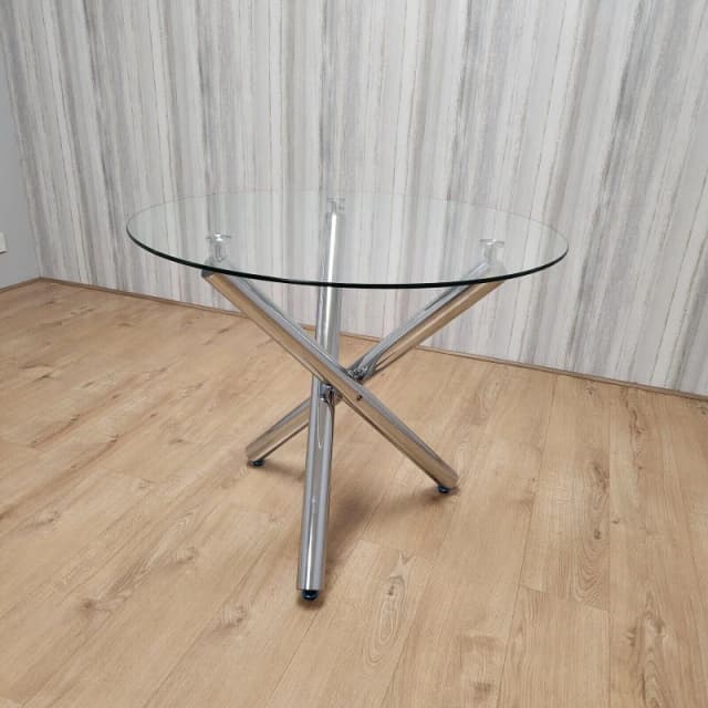 KOSY KOALA Modern Round Chrome Metal and Clear Glass Kitchen Dining Table Only Clear