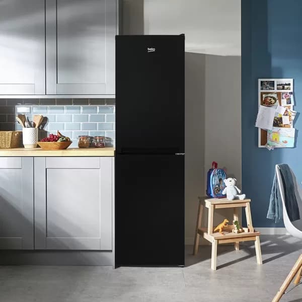 Beko CSG4582B 270L Frost Free Freestanding Fridge Freezer