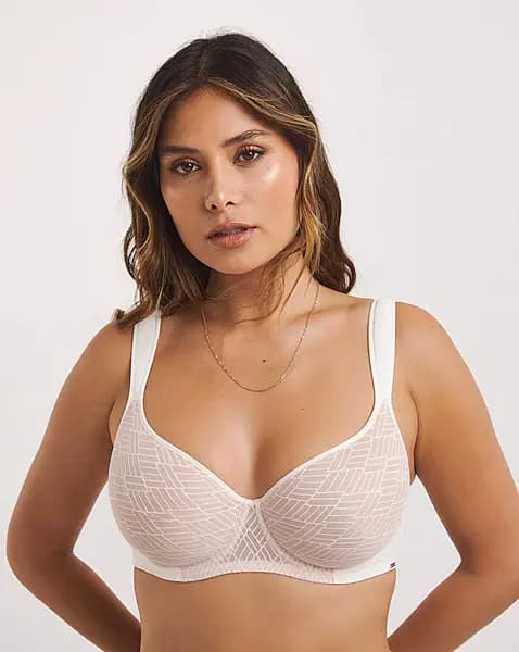 Dorina Curves Leila Moulded Bra Ivory Ivory Female 36D WZ09405