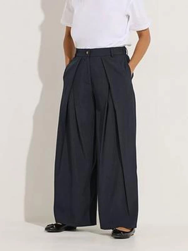 PixieGirl Womens Petite Pleated Wide Leg Trousers in Dark Navy Size: 18S Dark Navy Female 18S