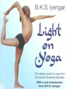 Light on Yoga Paperback