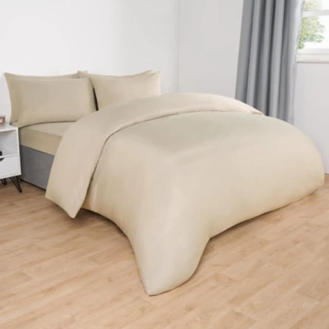 OHS OHS Plain Dyed Duvet Cover with Pillowcase Bedding Set in Natural Size: Single Natural Single Unisex 5027434187911
