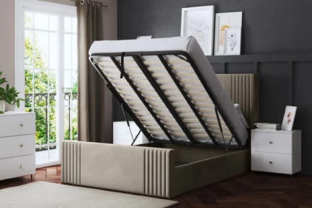 DS LIVING Elara Winged Cream Upholstered Bed With Ottoman Metal Gas Lift Double AM_DVNSHROB_DBL_CRE
