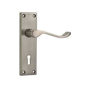 Wickes York Victorian Scroll Locking Door Handle - Satin Nickel 1 Pair