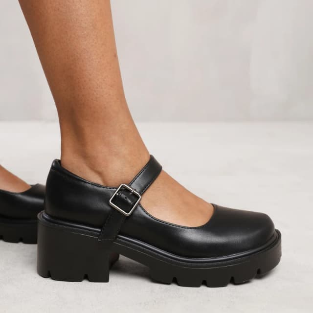 Where's That From 'Rylee' Chunky Platform Block Heel Retro Shoes Black