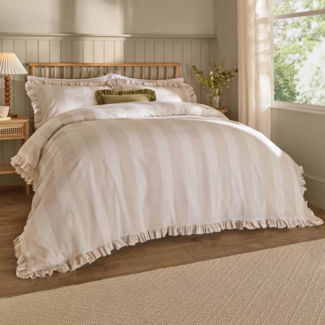 Wylder Birdie Stripe Ruffle Duvet Cover Set in Natural Size: Single Natural Unisex Single