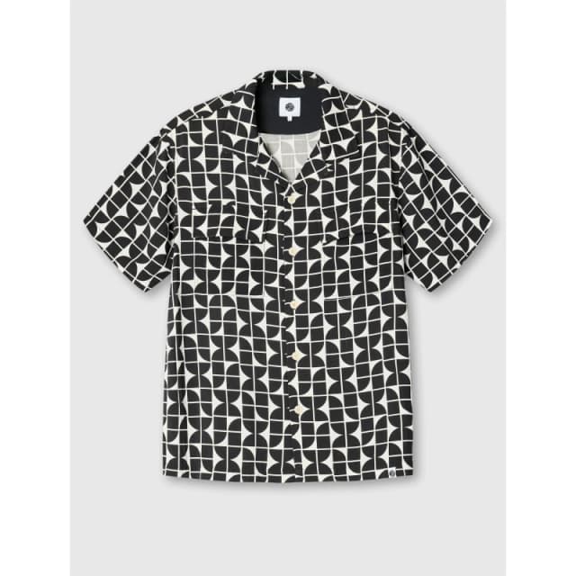 Pretty Green Mens Bauhaus Cuban Collar Short-Sleeve Plain Shirt Black male Small