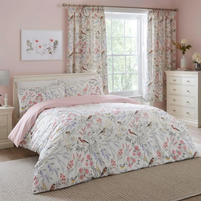 Caraway Reversible Duvet Cover and Pillowcase Set Pink
