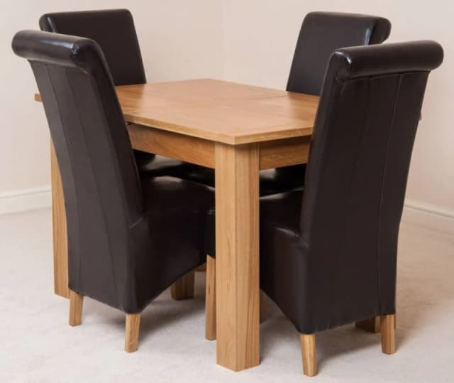 Thats Furniture Hampton 120-160cm Oak Extending Dining Table & 4 Montana Leather Chairs in Brown Brown Unisex