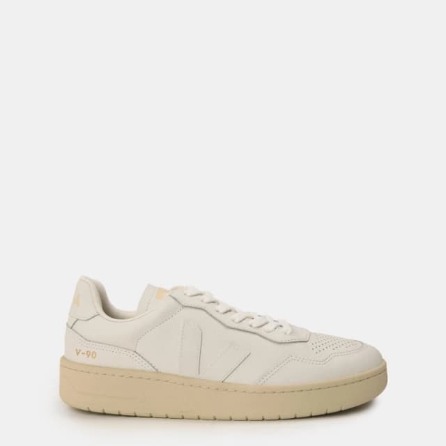 Veja Womens Bastle Leather Court Trainers White female 3 (36)