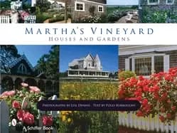 marthas vineyard houses and gardens
