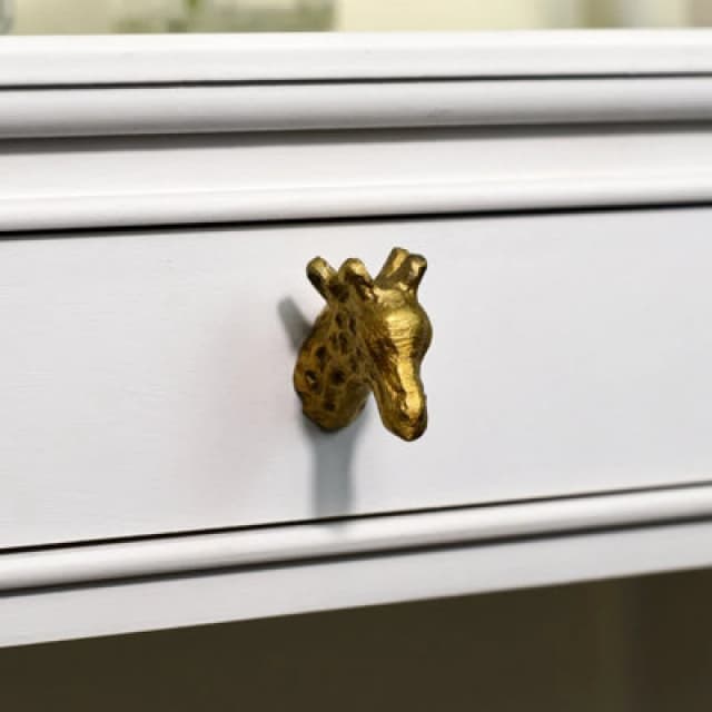 Melody Maison Antique Gold Giraffe Drawer Knob Metallic Gold
