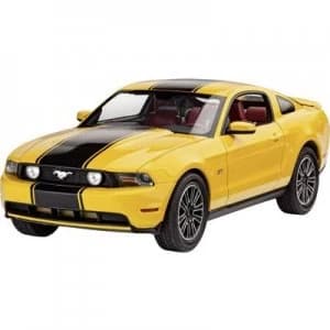 Revell 07046 2010 Ford Mustang GT Car model assembly kit 1:25