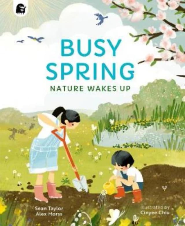 Busy Spring : Nature Wakes Up Paperback / softback