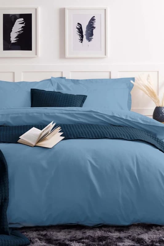 Belledorm Easy Care 200 Thread Count Cotton Polyester Percale Duvet Cover in Bright Blue Size: Super King Bright Blue Unisex Super King