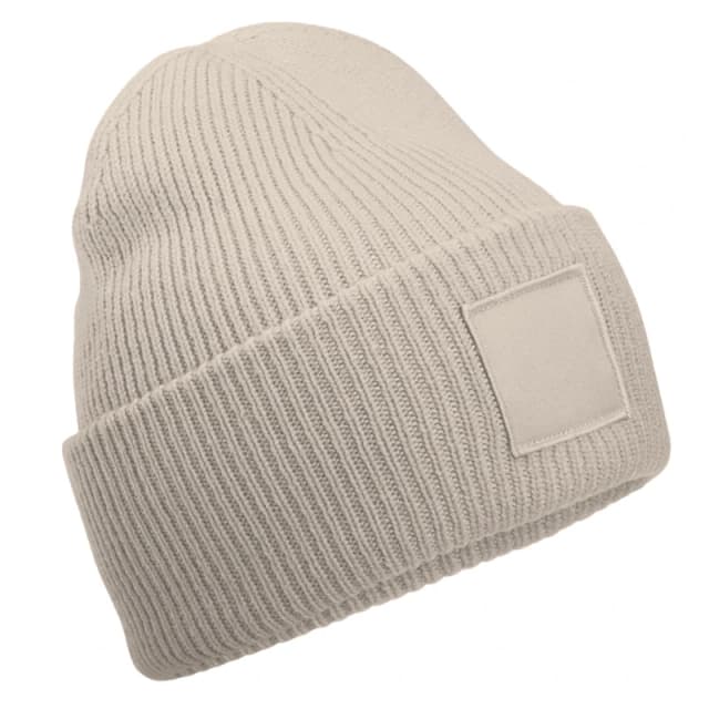 Beechfield Beechfield Men Tonal Patch Beanie in Natural Natural One Size Male 5063652545331