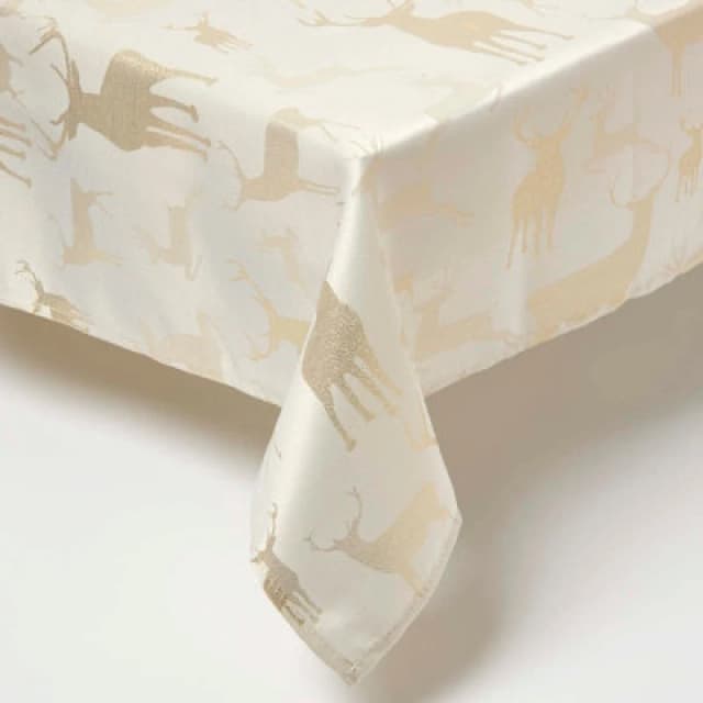 Homescapes Gold Stag Christmas Table Cloth, 132 X 228 Cm