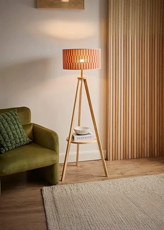 ValueLights ValueLights Morrigan Shelf Tripod Floor Lamp with Orange Checker Bamboo Lamp Shade in Natural Natural One Size Unisex 5059406067686