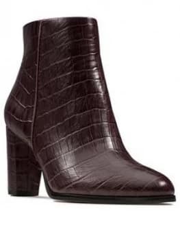 Clarks Kaylin Fern Ankle Boot - Burgundy