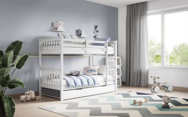 Flair Zoom Wooden Detachable Bunk Bed with Trundle in White Size: Single White Unisex Single