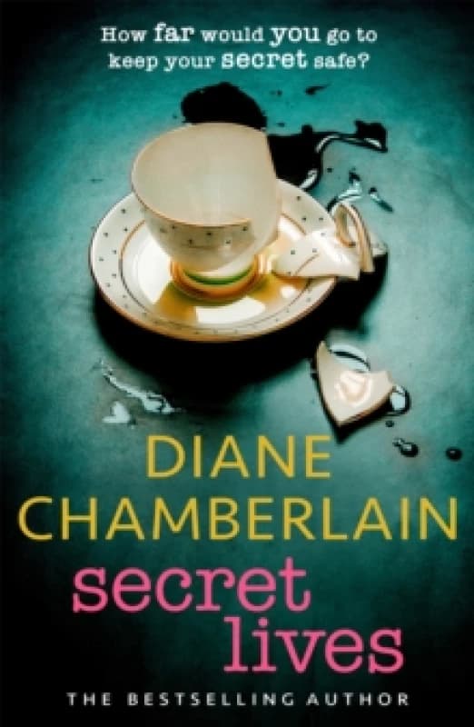 Secret Lives: Discover family secrets in this emotional page-turner from the Sunday Times bestselling author Paperback / softback