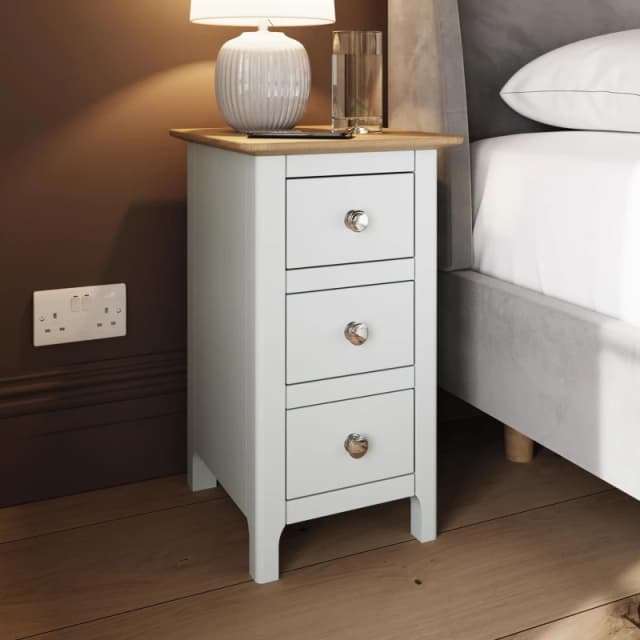 FWStyle FWStyle 3 Drawer Ready Assembled Oak Bedside Chest Of Drawers White Linen White One Size Unisex 5056413126986
