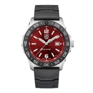 Luminox Pacific Diver Quartz Movement Red Dial Rubber Bracelet Mens Watch XS.3135