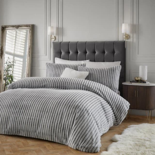 Paoletti Paoletti Alpine Striped Faux Fur Duvet Cover Set in Grey Size: Double Grey Double Unisex 5025532357199