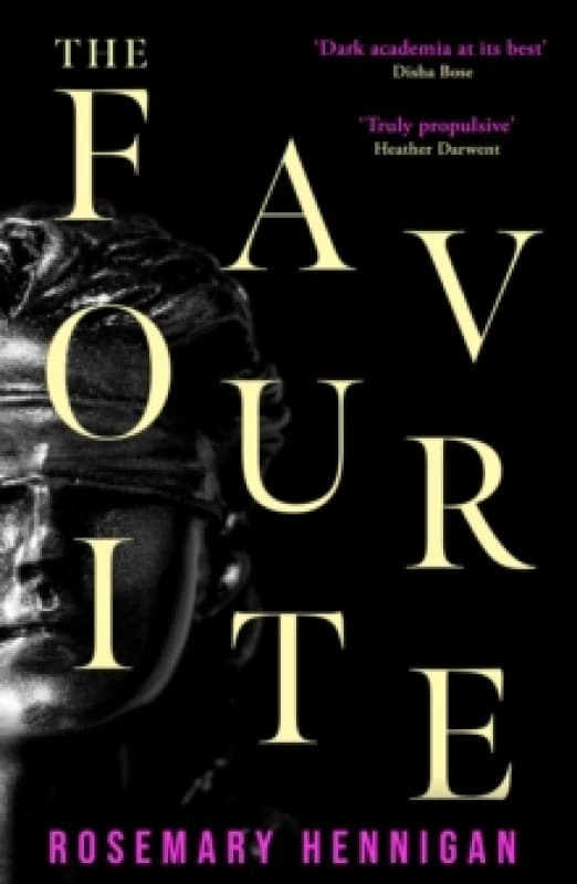 The Favourite : A razor-sharp suspense novel that will stay with you long after the final page Paperback / softback