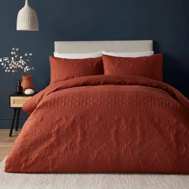 Serene Avery Stripe Pinsonic Soft Touch Terracotta Duvet Cover Set